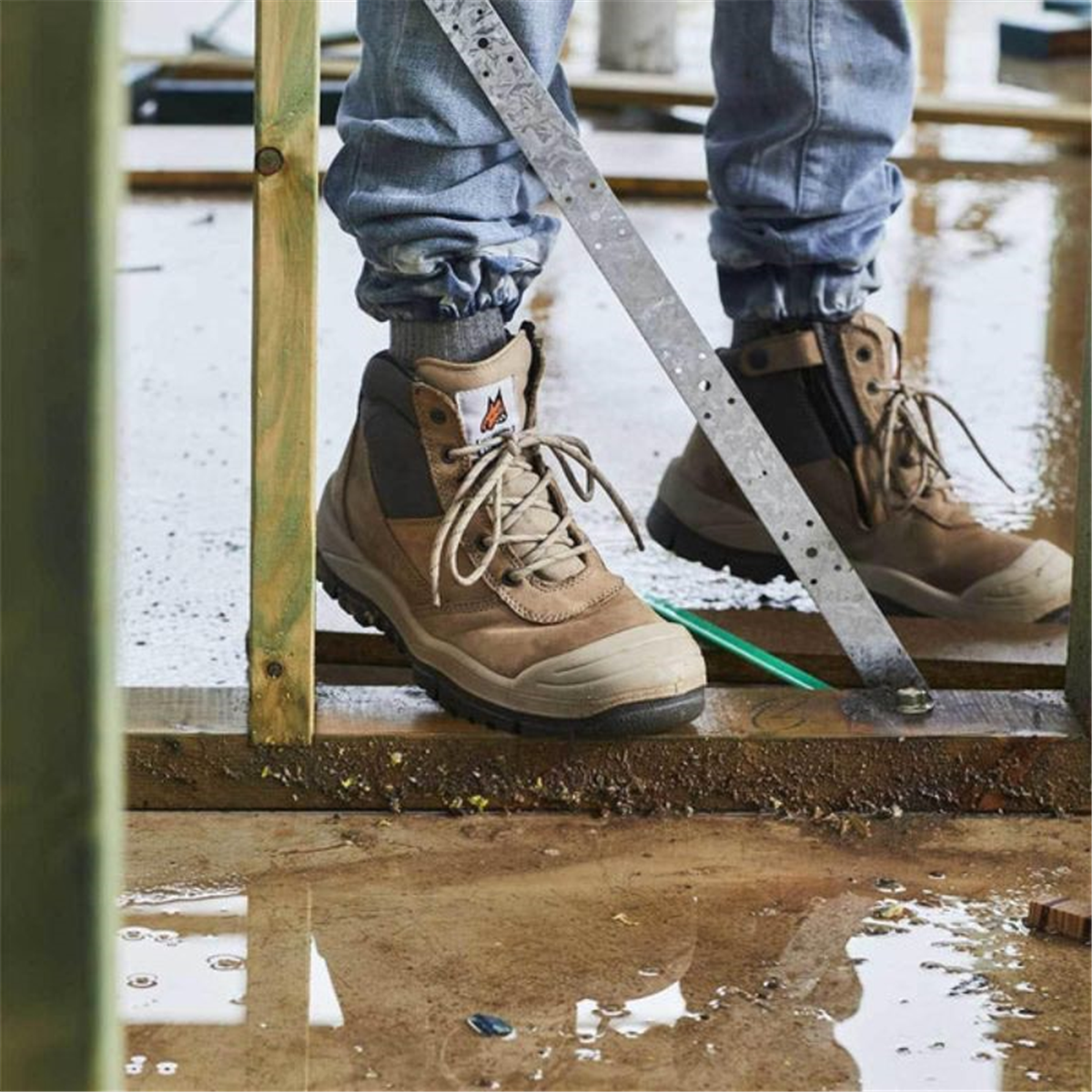 Mongrel 461060 Zip Sider Safety Boot - Stone