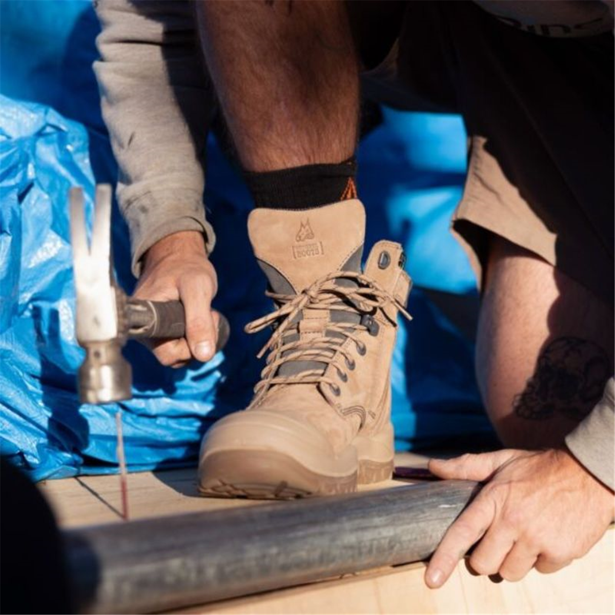 Mongrel 561060 High Leg Zip Sider Safety Boot - Stone